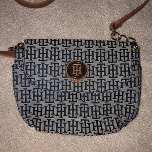 Tommy Hilfiger Over The Shoulder Bag